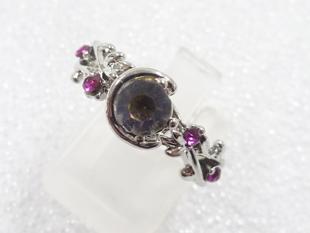 JAPANESE KIMONO / ANTIQUE COLORED STONE RING (SIZE 14)